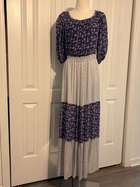 J GEE Bohemian-Style Blue and White Floral Tiered Maxi Dress, Size L